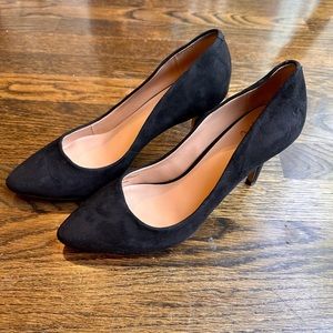 Inc Zitah Pointy Toe Pumps - Black Suede Size 7